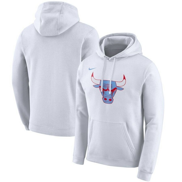 Nike Other - Nike 2020 NBA Chicago Bulls City Edition Essential Club Logo Hoodie Sweatshirt